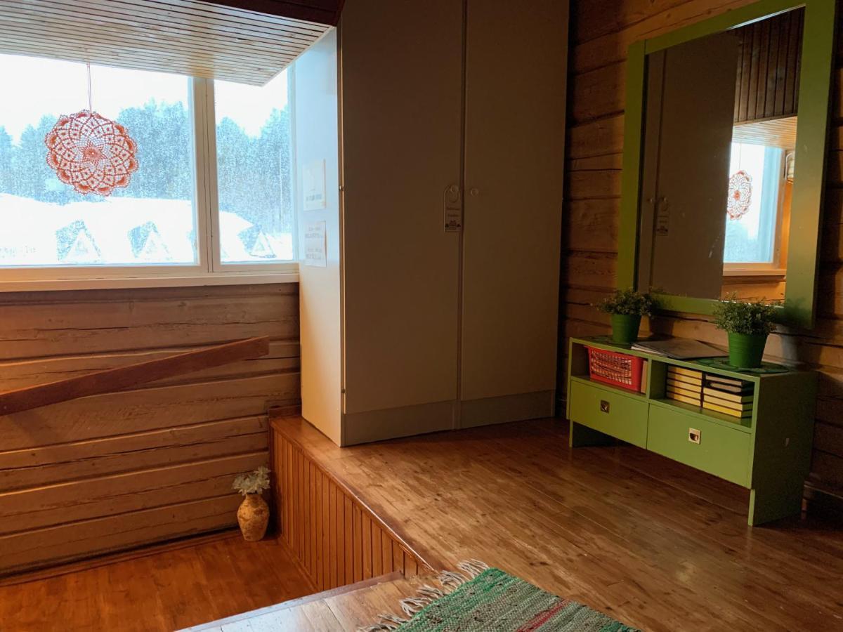 Hotel Hetan Majatalo Enontekio Екстер'єр фото