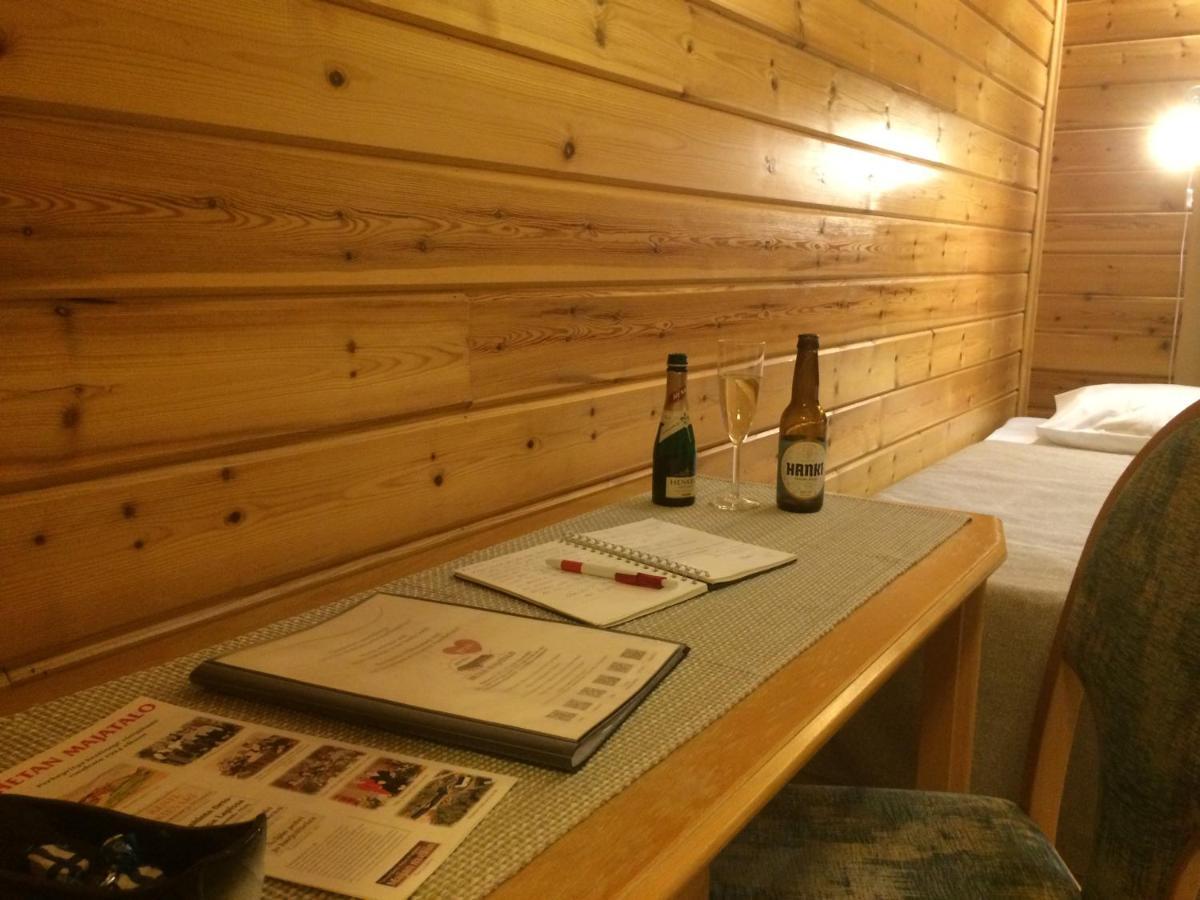 Hotel Hetan Majatalo Enontekio Екстер'єр фото